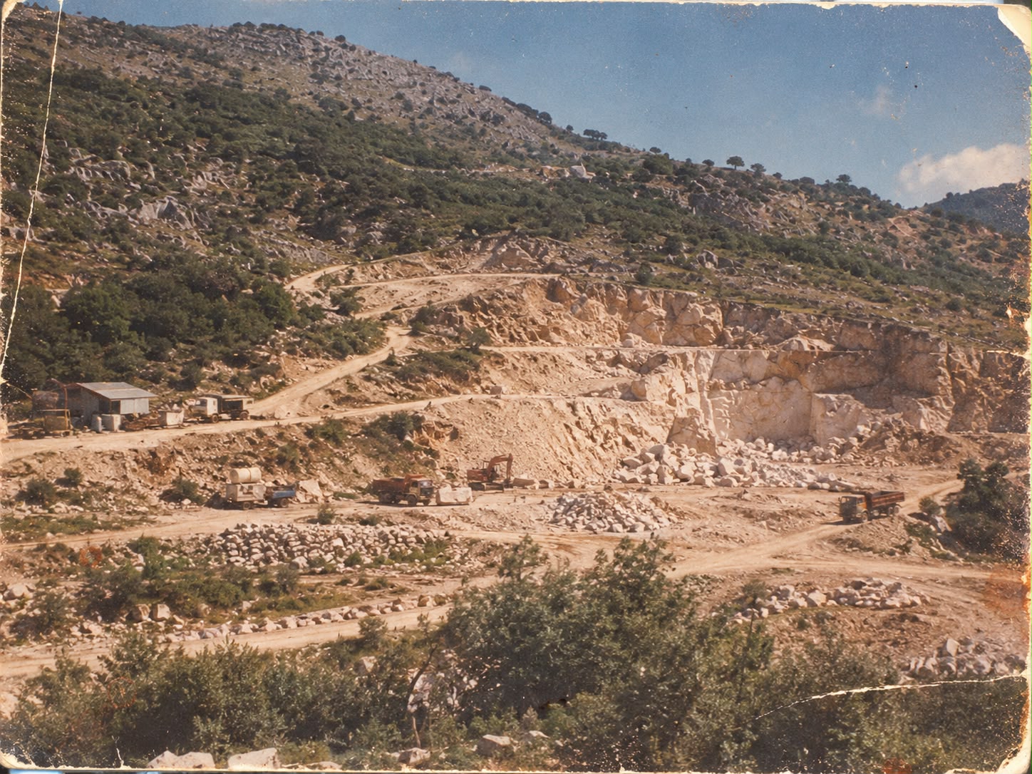 Foto storica della cava G.P.R. Marmi a Coreno Ausonio